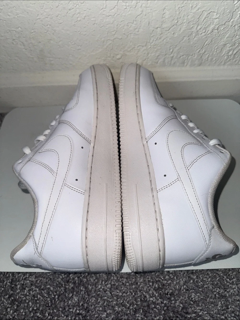 Men Air Force 1 White Shoes Size 9.5